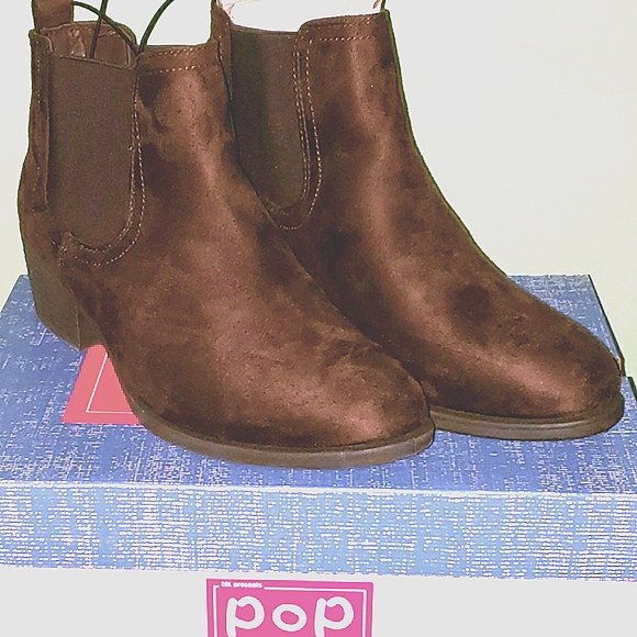 pop Shoes - Emmy Chocolate Suede Ankle Boots by PoP 10M NIB